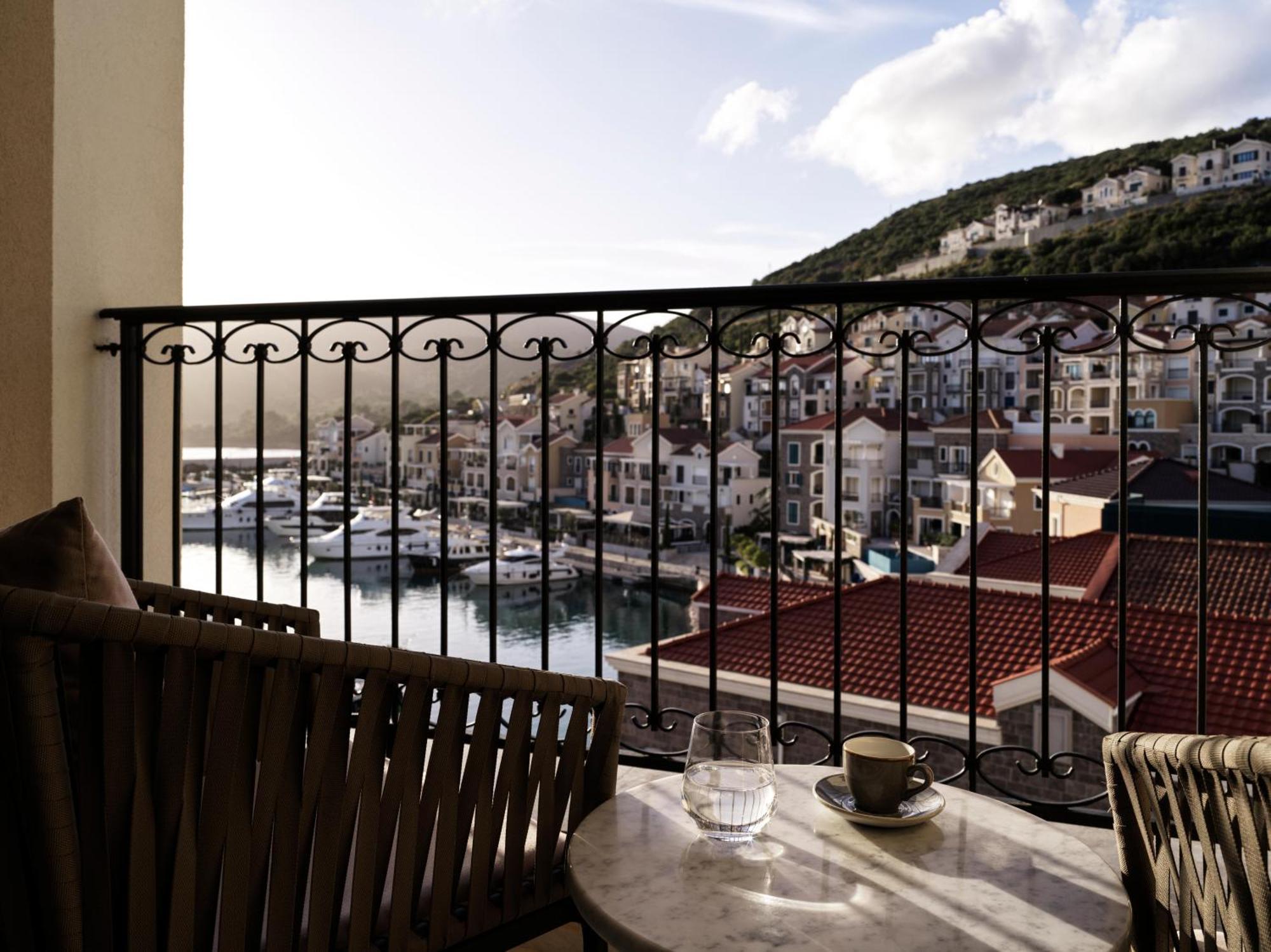 The Chedi Lustica Bay Hotel Tivat Exterior foto
